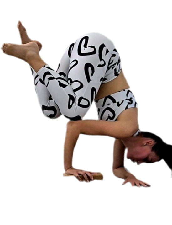 Lovin Hearts White and Black Recycled Polyester Leggings with Black Pockets