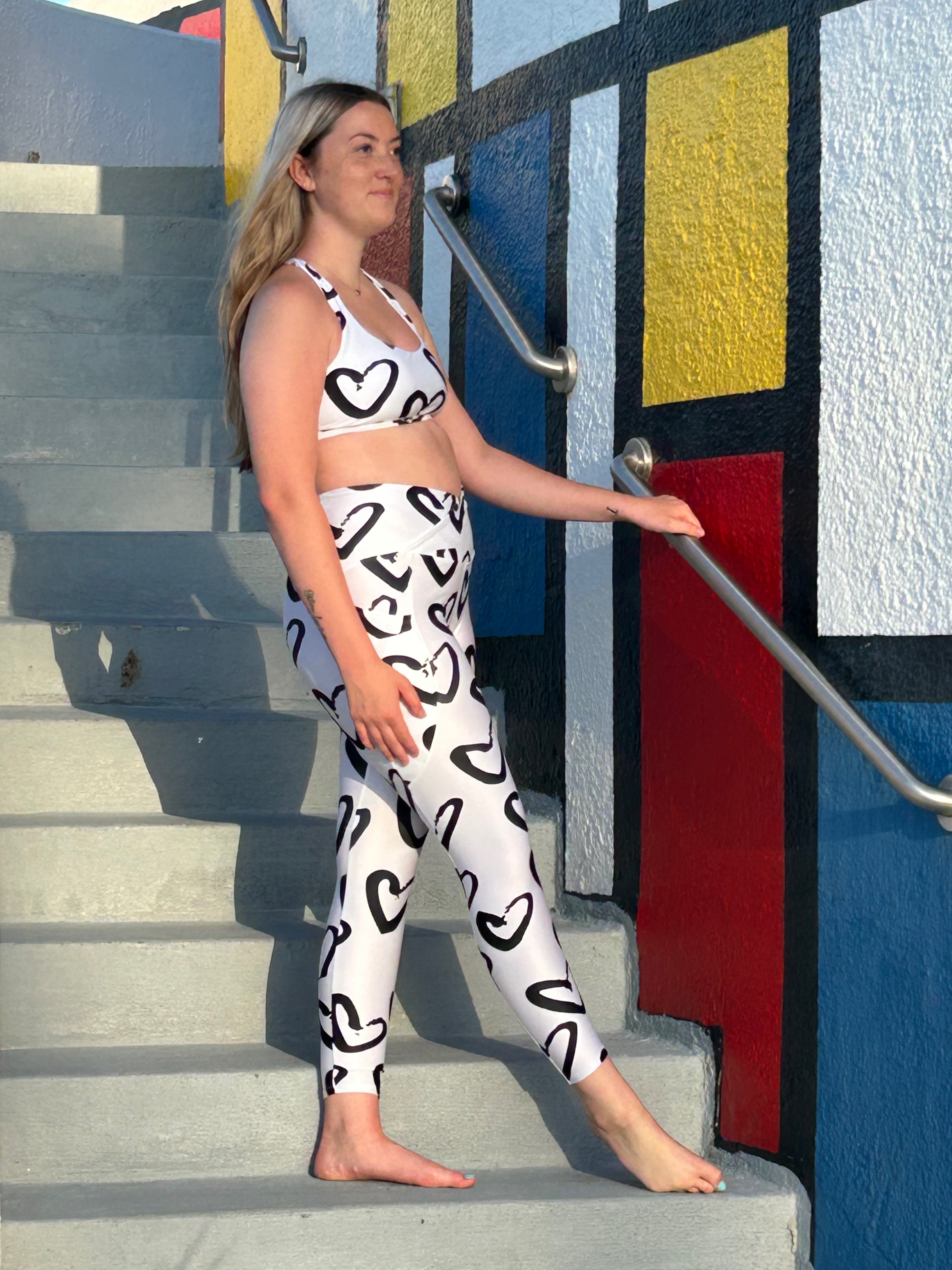 Lovin Heart 1 Crossover Waist Leggings