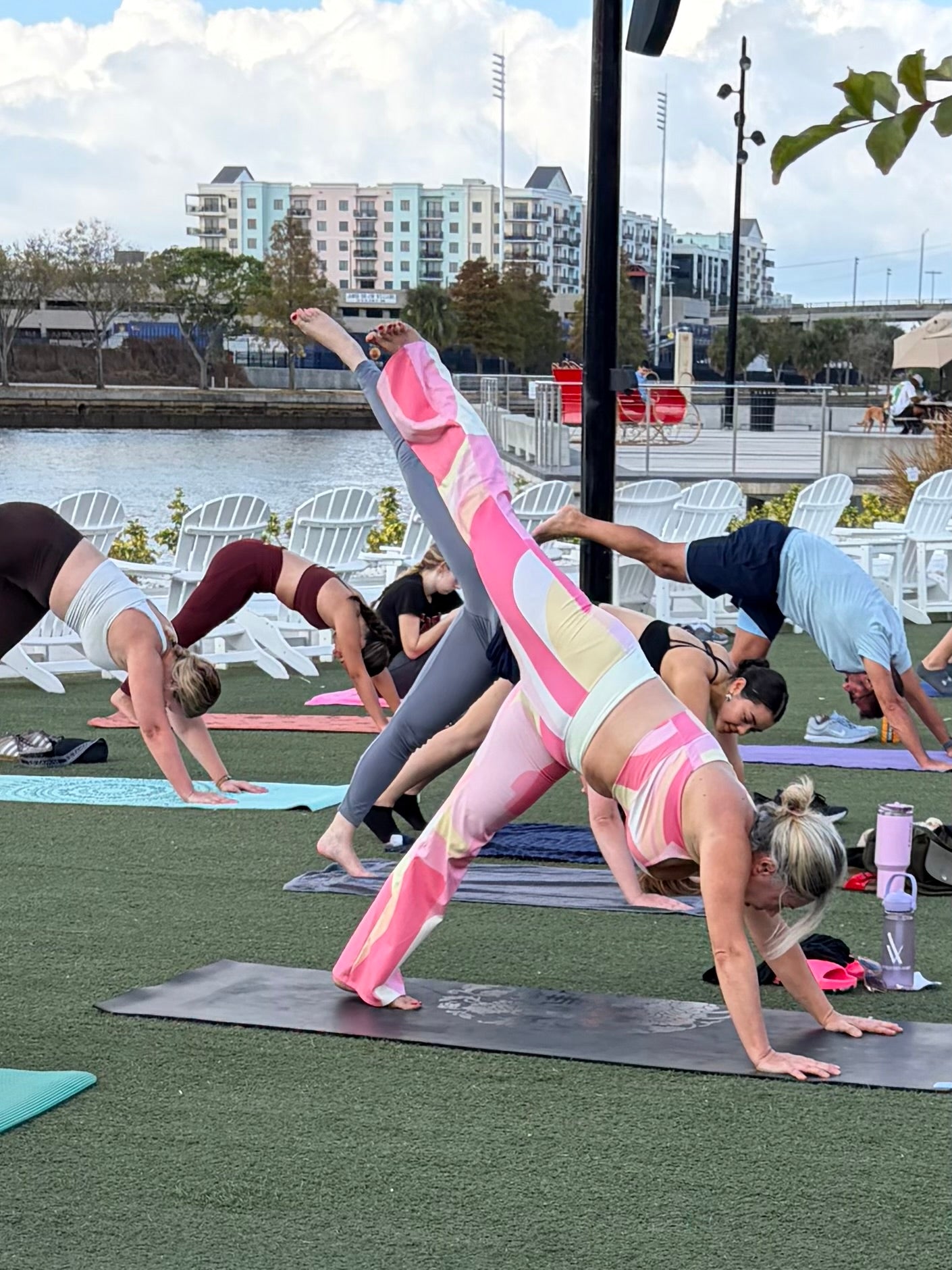 Sweet Sol Geometric Melon Yoga Flare leggings