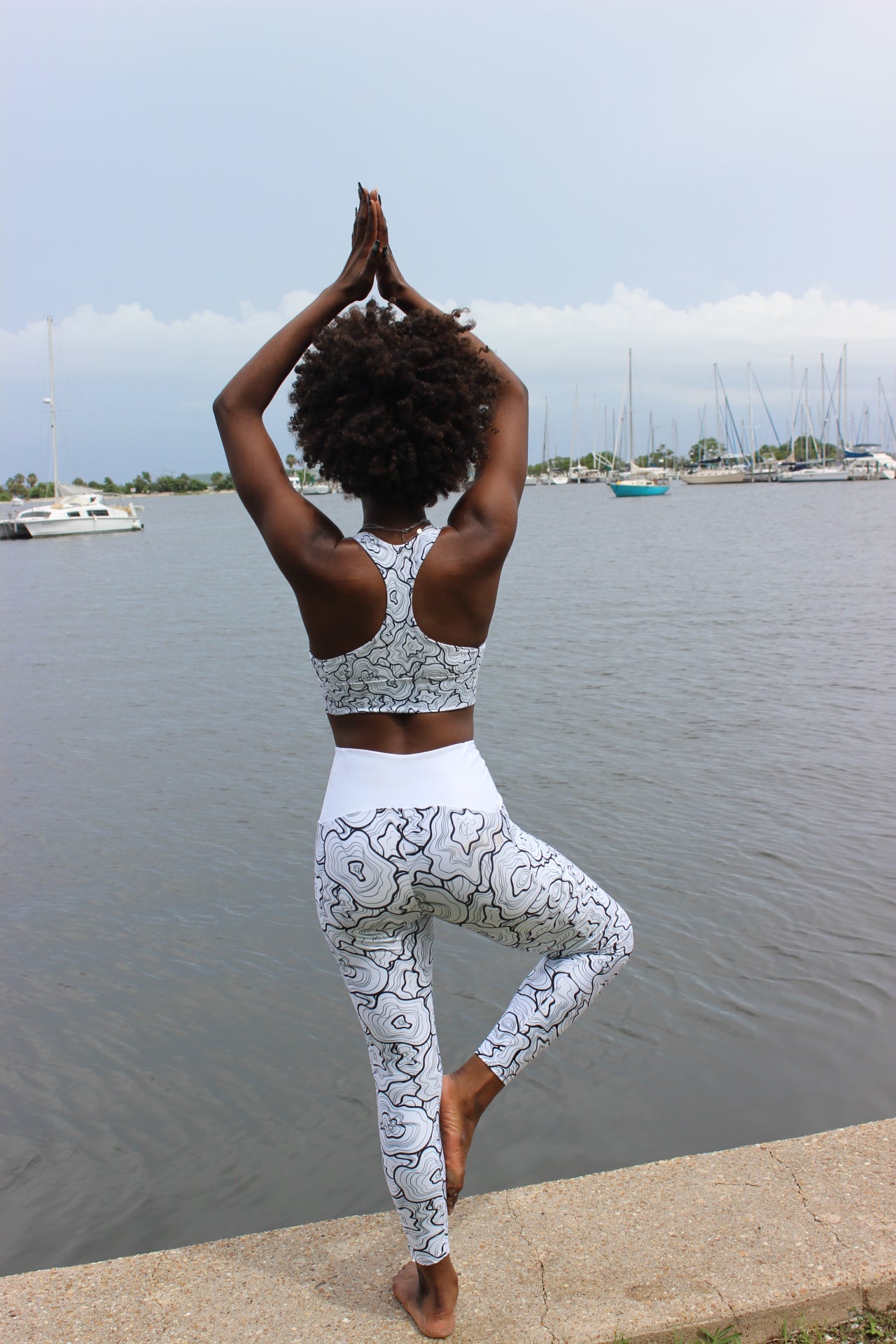 Abstract Flower Power High Waisted Eco Friendly Leggings with pockets