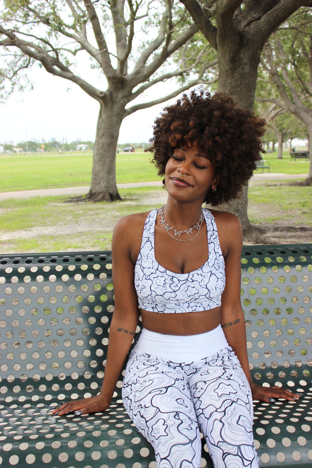 Abstract flower Power-Sustainable Racerback Sports Bra for Maximum Support