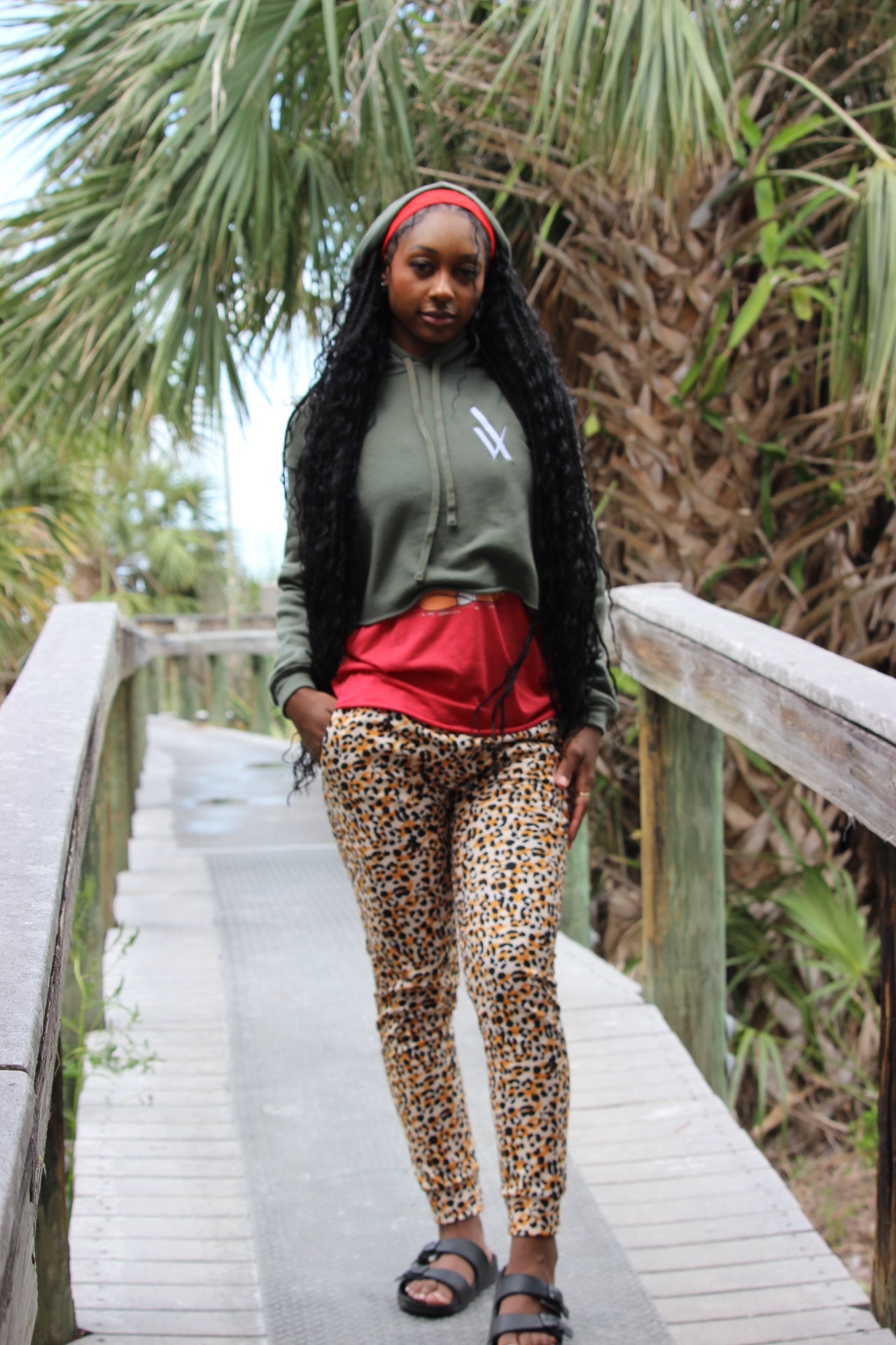 Women's Cropped Hoodie