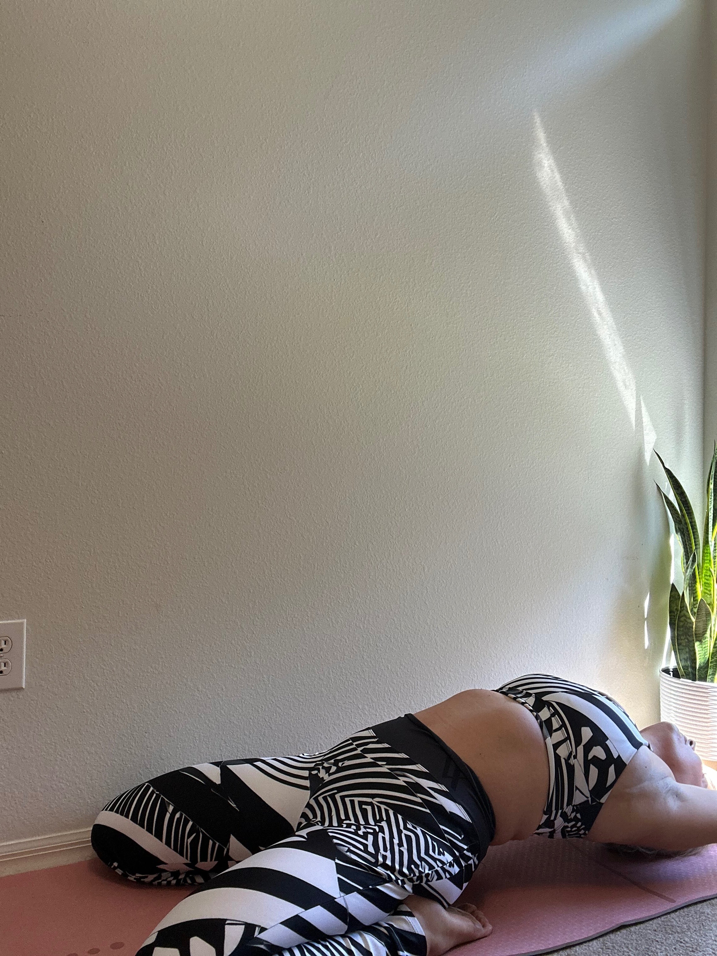 Geometric Flare Yoga Leggings – Eclectic Electric